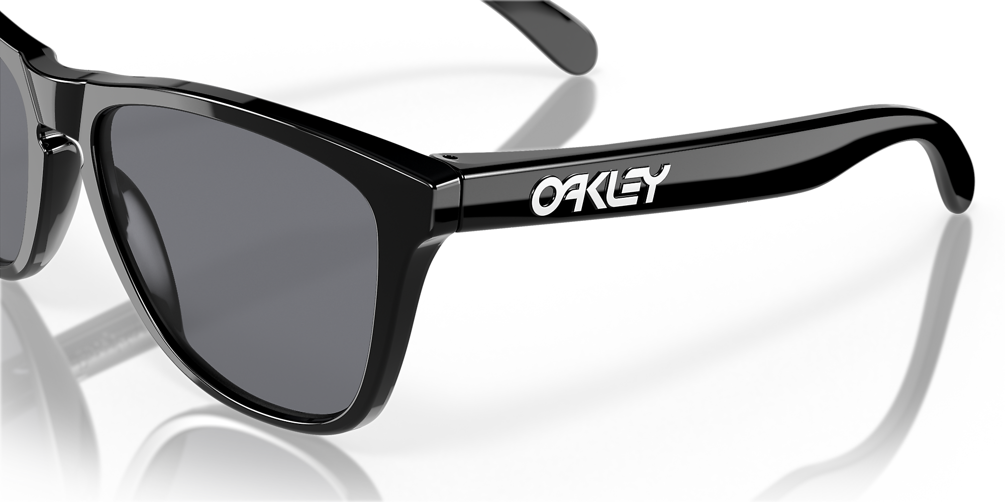 0OO9013 OO9013 Frogskins™ Sunglasses in | OPSM